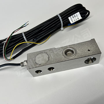 電磁場(chǎng)環(huán)境對(duì)稱重傳感器輸出信號(hào)有哪些影響